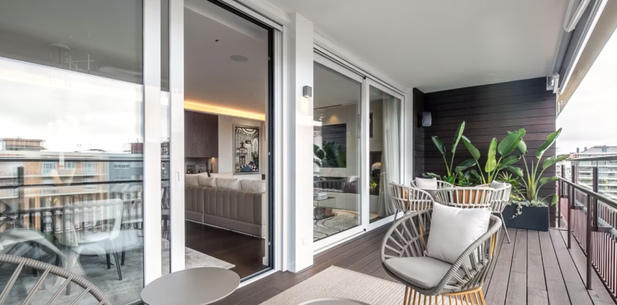 Apartment Barcelona, Espagne 2 chambres, 140 m2 No. 133477