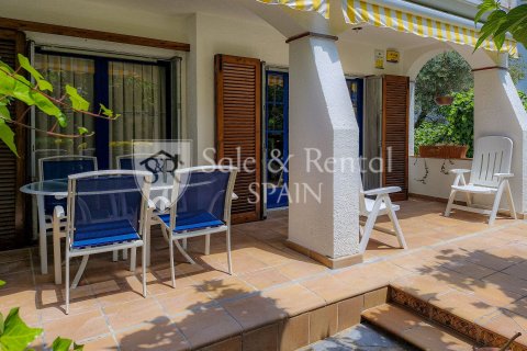Apartment for sale in Castell-Platja d'Aro, Girona, Spain 3 bedrooms, 79 sq.m. No. 194938 - photo 4