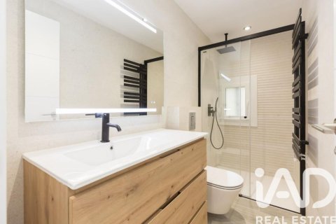 Lägenhet till salu i Alp, Girona, Spanien 3 sovrum, 104 kvm. Nr. 152633 - foto 24