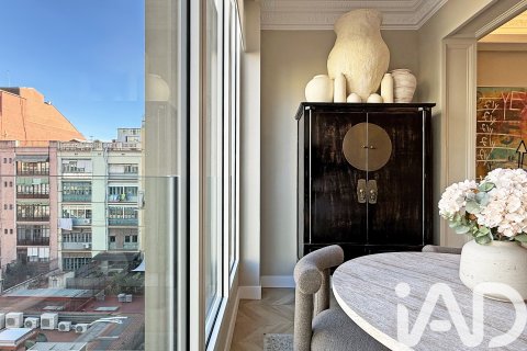 Wohnung zum Verkauf in Barcelona, Spanien 3 Schlafzimmer, 100 m2 Nr. 152631 - Foto 3