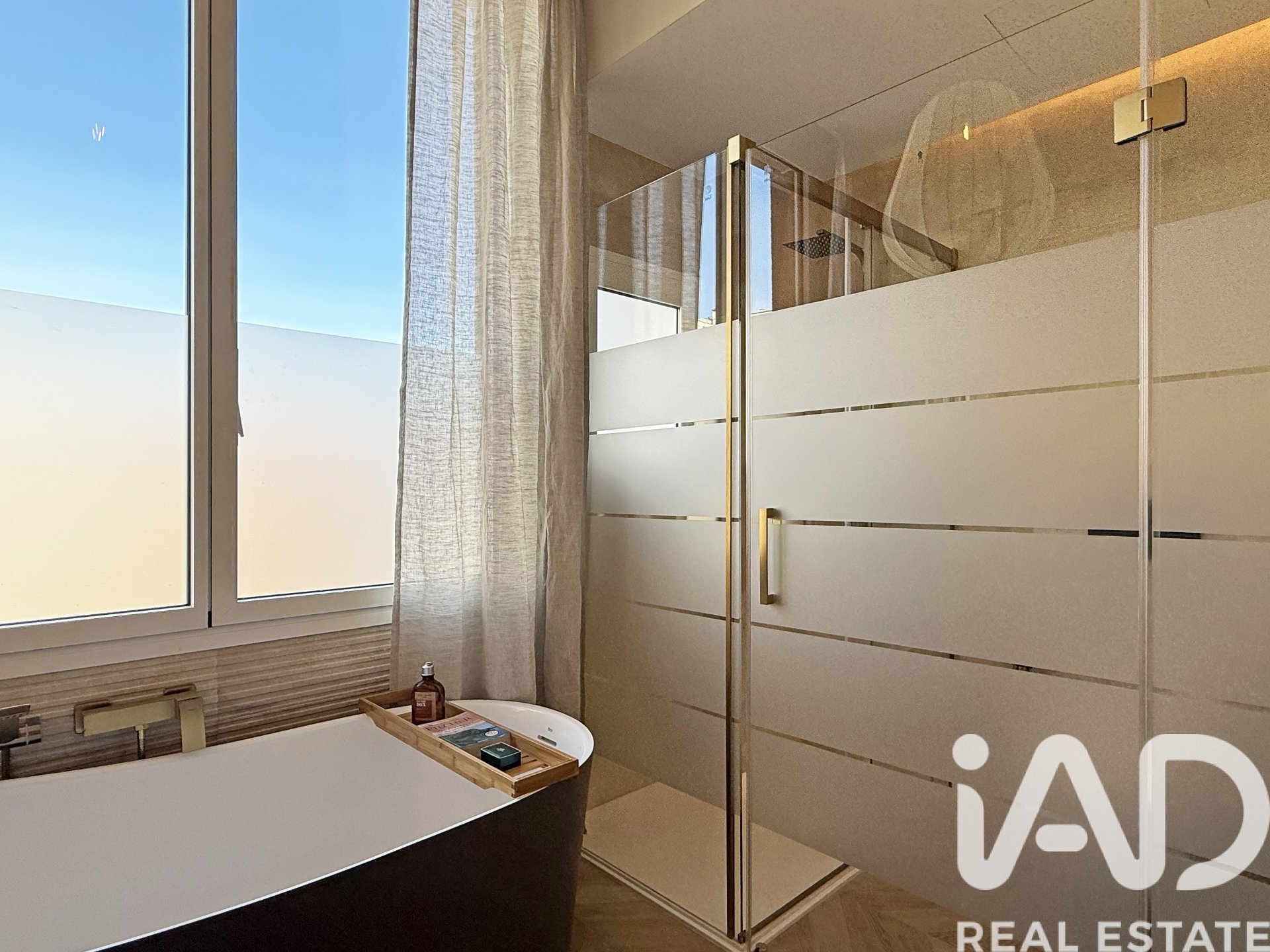 Appartamento a Barcelona, Spagna 3 camere da letto, 100 mq. N° 152631