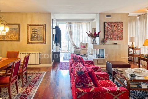 Apartment à Barcelona, Espagne 5 chambres, 259 m2 No. 158187