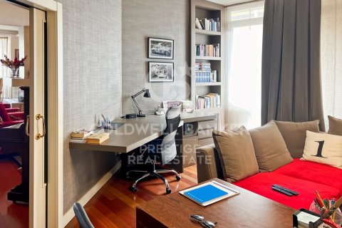 Apartment à vendre à Barcelona, Espagne, 4 chambres, 259 m2 No. 158187 - photo 8