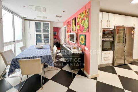 Wohnung zum Verkauf in Barcelona, Spanien 5 Schlafzimmer, 259 m2 Nr. 158187 - Foto 13