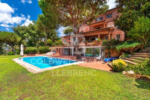 Продажа дома в Барселона, Испания 6 спален, 381м2 №158183 - фото 2