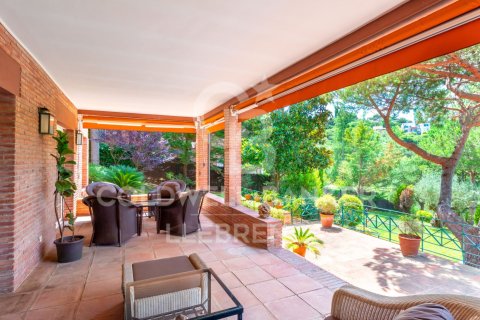 Сasa en venta en Barcelona, España 6 dormitorios, 381 m2 No. 158183 - foto 5