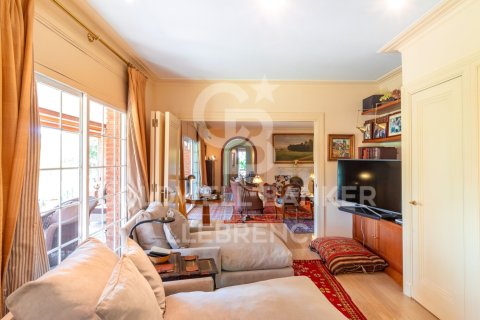 Продажа дома в Барселона, Испания 6 спален, 381м2 №158183 - фото 11