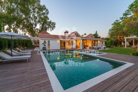 House for sale in Marbella, Malaga, Spain 5 bedrooms, 336 sq.m. No. 158184 - photo 2