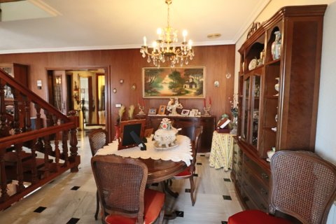 Villa for sale La Nucia, Alicante, Spain 6 bedrooms, 380 sq.m. No. 135692 - photo 23