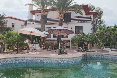 Villa for sale La Nucia, Alicante, Spain 6 bedrooms, 380 sq.m. No. 135692 - photo 4