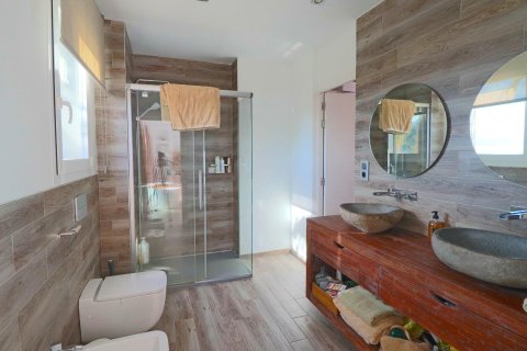 Huvila myytävänä El Campello, Alicante, Espanja, 8 makuuhuonetta, 400 m2 No. 135693 - kuva 14