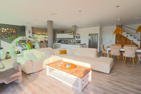 Huvila myytävänä El Campello, Alicante, Espanja, 8 makuuhuonetta, 400 m2 No. 135693 - kuva 4