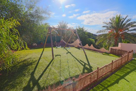 Huvila myytävänä El Campello, Alicante, Espanja, 8 makuuhuonetta, 400 m2 No. 135693 - kuva 26