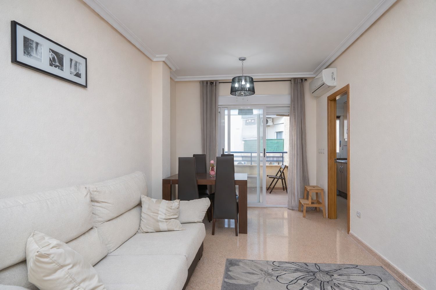 Apartament w Torrevieja, Alicante, Hiszpania 2 sypialnie, 74 mkw. nr 183417