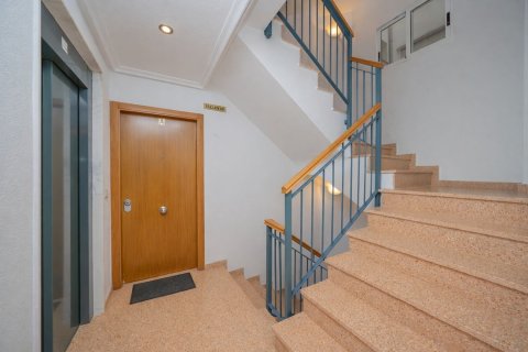 Wohnung zum Verkauf in Torrevieja, Alicante, Spanien 2 Schlafzimmer, 74 m2 Nr. 183417 - Foto 27