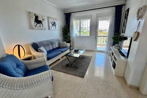 Bungalow for sale in Ciudad Quesada, Alicante, Spain 2 bedrooms, 80 sq.m. No. 183419 - photo 2