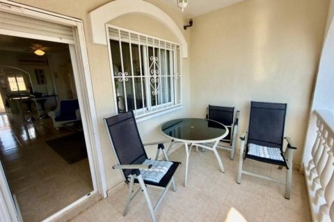 Bungalow for sale in Ciudad Quesada, Alicante, Spain 2 bedrooms, 80 sq.m. No. 183419 - photo 10