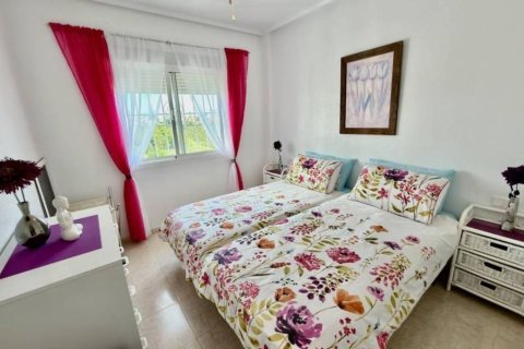 Bungalow for sale in Ciudad Quesada, Alicante, Spain 2 bedrooms, 80 sq.m. No. 183419 - photo 5