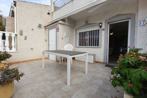 Bungalow w Guardamar del Segura, Alicante, Hiszpania 2 sypialnie, 90 mkw. nr 183420