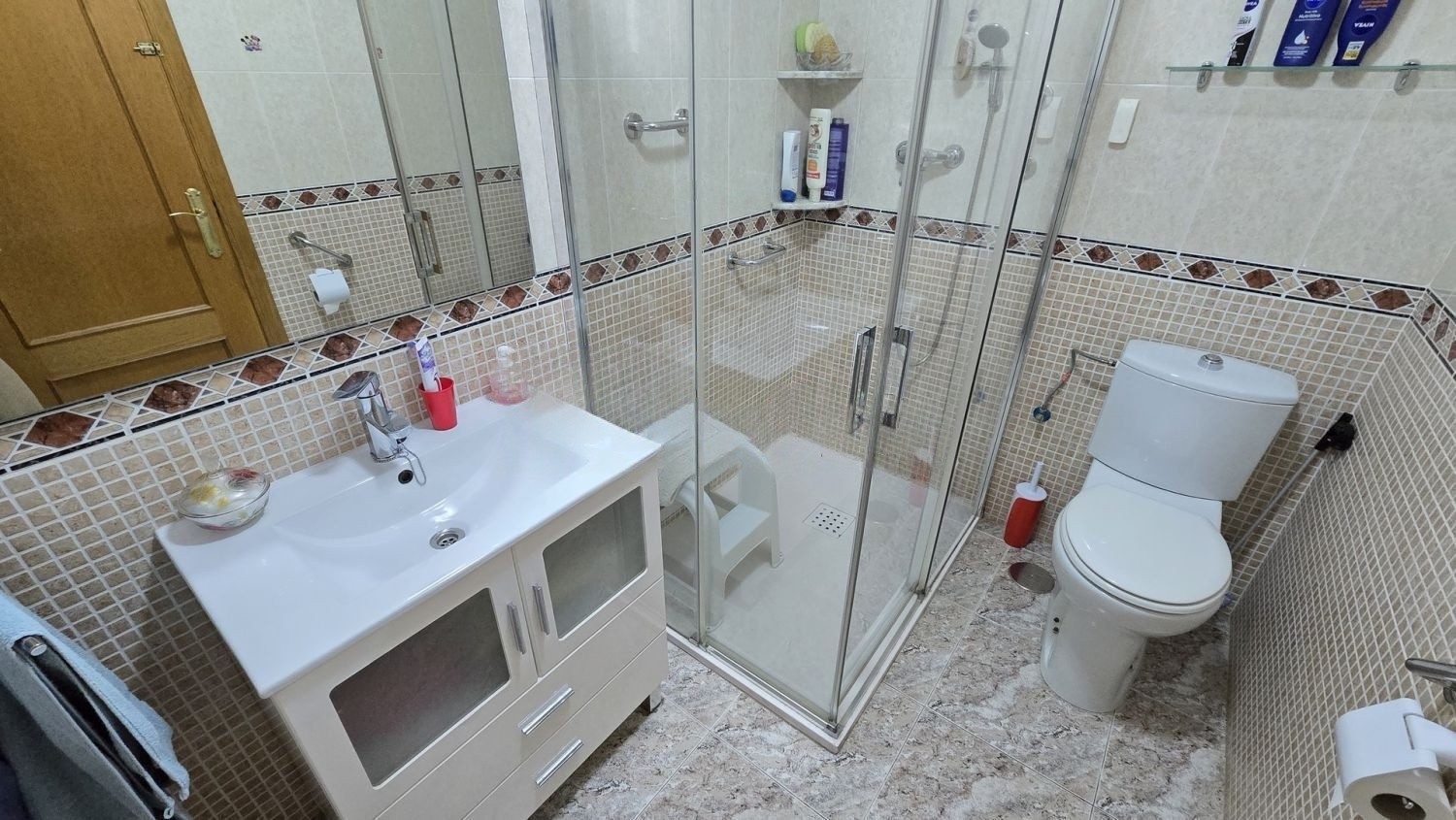Apartamento en Torrevieja, Alicante, España 3 dormitorios, 112 m2 No. 183418