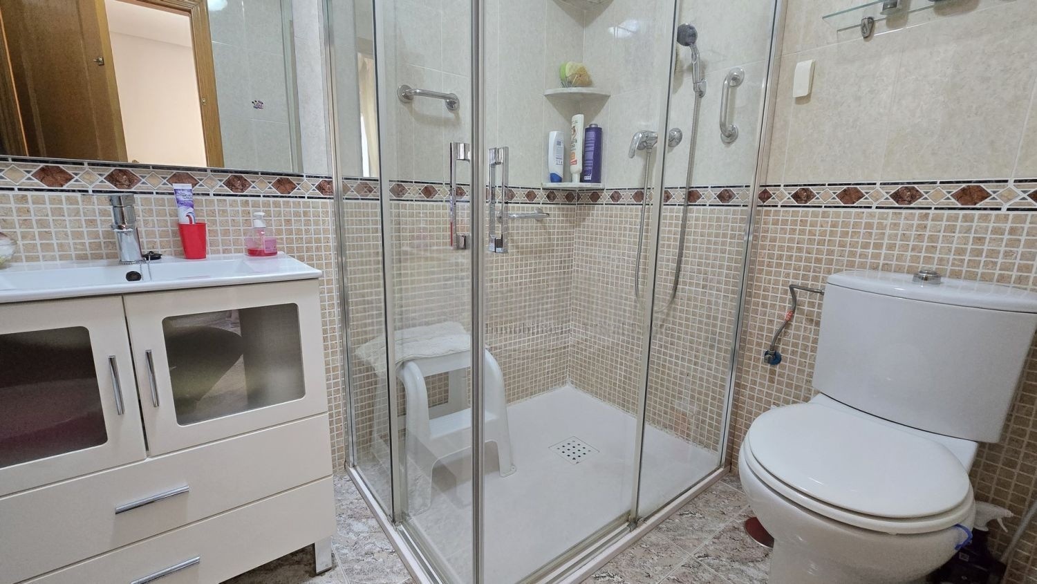 Apartamento en Torrevieja, Alicante, España 3 dormitorios, 112 m2 No. 183418
