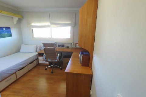Huoneisto myytävänä Cabo De Las Huertas, Alicante, Espanja, 3 makuuhuonetta, 152 m2 No. 168829 - kuva 20