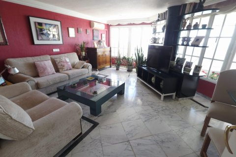 Huoneisto myytävänä Cabo De Las Huertas, Alicante, Espanja, 3 makuuhuonetta, 152 m2 No. 168829 - kuva 5
