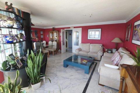Huoneisto myytävänä Cabo De Las Huertas, Alicante, Espanja, 3 makuuhuonetta, 152 m2 No. 168829 - kuva 4