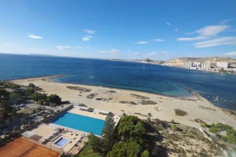 Huoneisto myytävänä Cabo De Las Huertas, Alicante, Espanja, 3 makuuhuonetta, 152 m2 No. 168829 - kuva 24