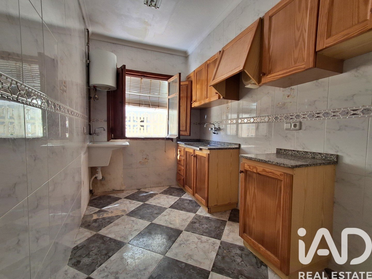 Hus i Oliva, Valencia, Spanien 2 sovrum, 79 kvm. Nr. 184851