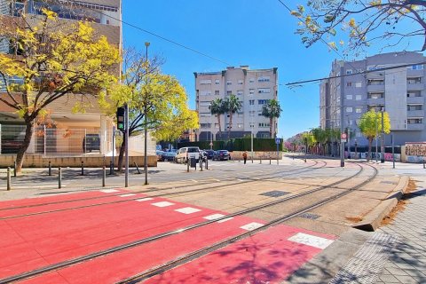 Продажа коммерческой недвижимости в Аликанте, Испания 2 спальни, 73м2 №184847 - фото 7
