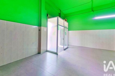 Продажа коммерческой недвижимости в Аликанте, Испания 2 спальни, 73м2 №184847 - фото 11