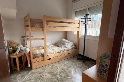 Apartment à Parets del Vallès, Barcelona, Espagne 4 chambres, 85 m2 No. 186392