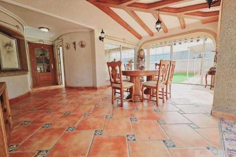 Villa à vendre à Torrevieja, Alicante, Espagne, 5 chambres, 330 m2 No. 165563 - photo 27