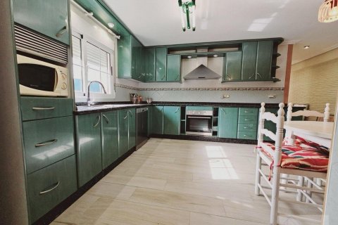 Villa à vendre à Torrevieja, Alicante, Espagne, 5 chambres, 330 m2 No. 165563 - photo 19