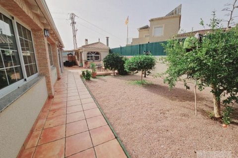 Villa à vendre à Torrevieja, Alicante, Espagne, 5 chambres, 330 m2 No. 165563 - photo 4