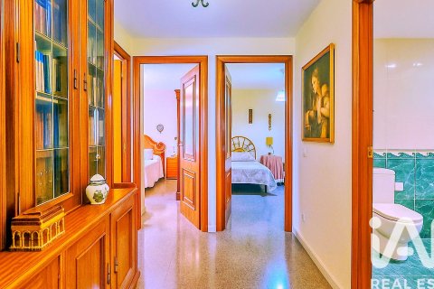 Apartamento en venta en Alicante, España 4 dormitorios, 126 m2 No. 152726 - foto 21