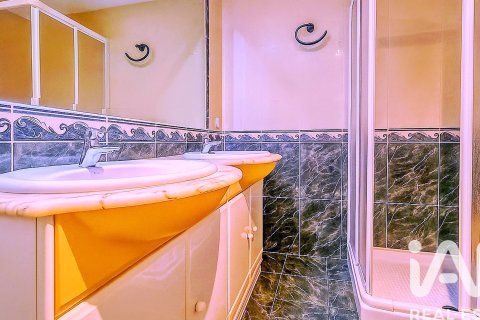 Apartamento en venta en Alicante, España 4 dormitorios, 126 m2 No. 152726 - foto 6