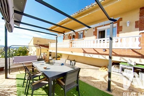 Dom w La Bisbal Del Penedes, Tarragona, Hiszpania 3 sypialnie, 170 mkw. nr 152724 – zdjęcie 2