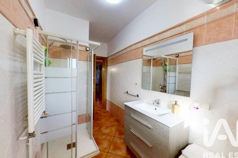 Dom w La Bisbal Del Penedes, Tarragona, Hiszpania 3 sypialnie, 170 mkw. nr 152724 – zdjęcie 9