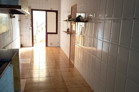 Commercial property for sale in Alcanar, Tarragona, Spain 456 sq.m. No. 152725 - photo 2