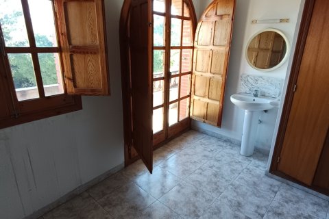 Commercial property for sale in Alcanar, Tarragona, Spain 456 sq.m. No. 152725 - photo 21