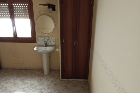 Commercial property for sale in Alcanar, Tarragona, Spain 456 sq.m. No. 152725 - photo 14