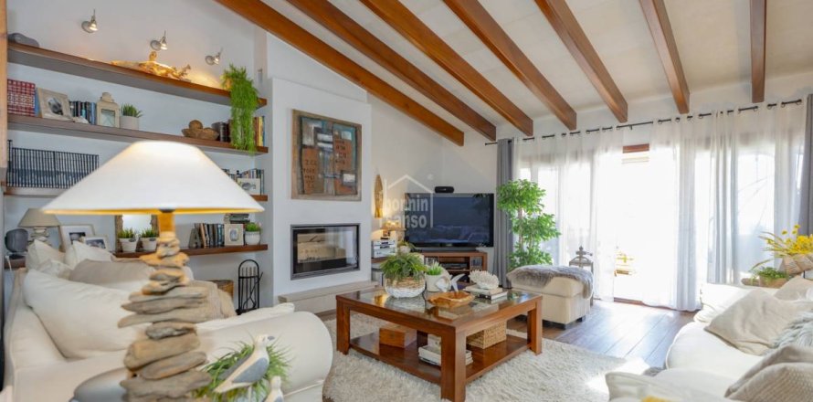 Kaupunkipientalo Mahon, Menorca, Espanja 7 makuuhuonetta, 434 m2 No. 177887