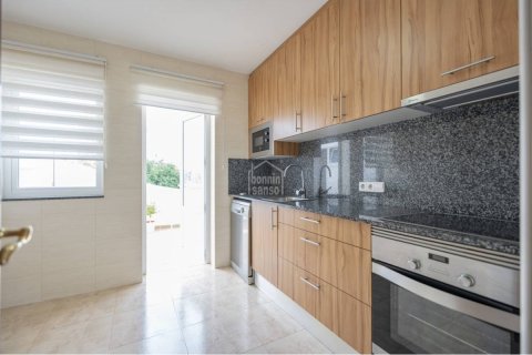 Kaupunkipientalo myytävänä Mahon, Menorca, Espanja, 7 makuuhuonetta, 434 m2 No. 177887 - kuva 10