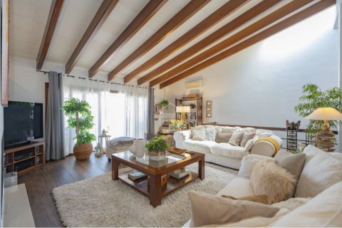 Kaupunkipientalo myytävänä Mahon, Menorca, Espanja, 3 makuuhuonetta, 306 m2 No. 177886 - kuva 5