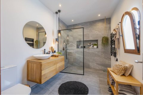Kaupunkipientalo myytävänä Mahon, Menorca, Espanja, 3 makuuhuonetta, 306 m2 No. 177886 - kuva 10