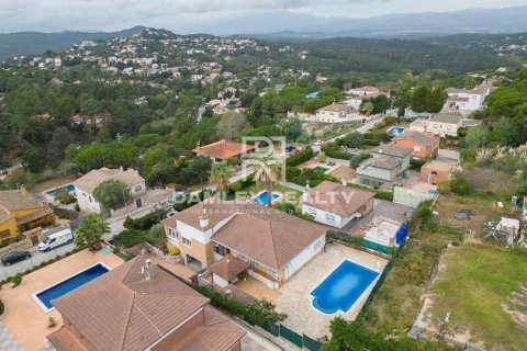 Продажа виллы в Льорет-де-Мар, Герона, Испания 5 спален, 346м2 №177241 - фото 2