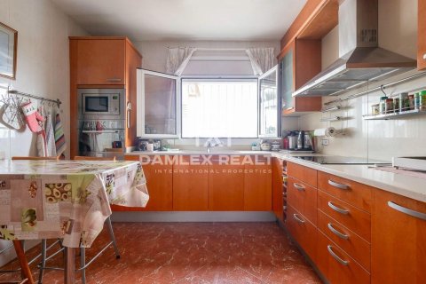 Продажа виллы в Льорет-де-Мар, Герона, Испания 5 спален, 346м2 №177241 - фото 10