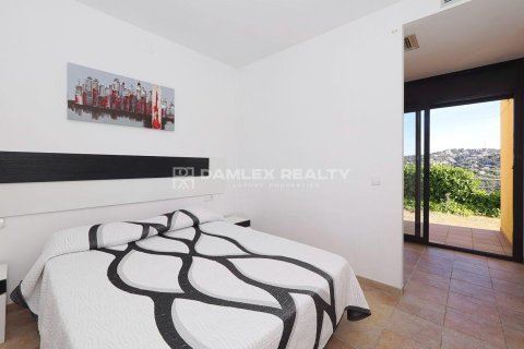 Villa à vendre à Lloret de Mar, Girona, Espagne, 3 chambres, 241 m2 No. 177238 - photo 26